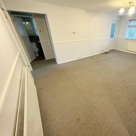 Image 2 - unnamed road, Coventry, CV4 9DH, United Kingdom - Room for rent