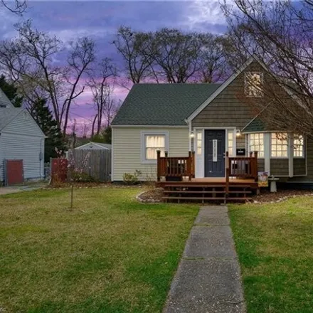 Buy this 3 bed house on 726 Burksdale Road in Oakdale Farms, Norfolk