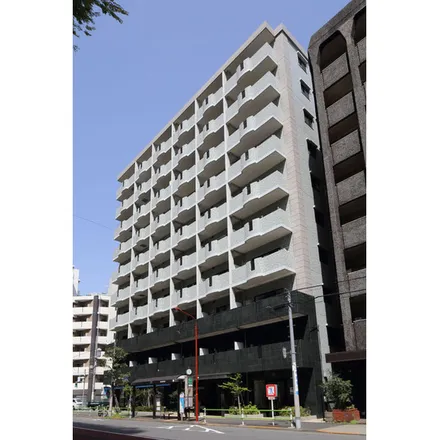 Rent this studio apartment on Nakano-hashi in 芝公園入口, Azabu