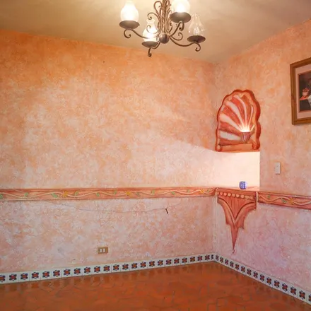 Buy this 6 bed house on Calle Estrellita 21 in Guadalupe, 37710 San Miguel de Allende