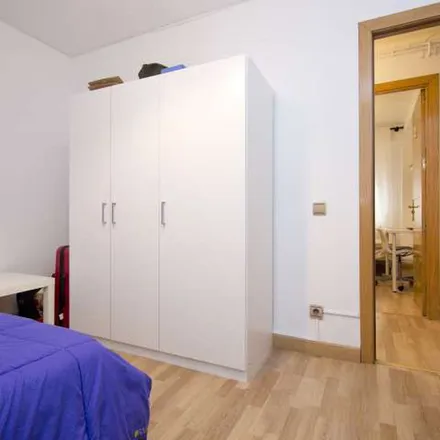 Image 3 - Avenida de Ajalvir, 28807 Alcalá de Henares, Spain - Apartment for rent