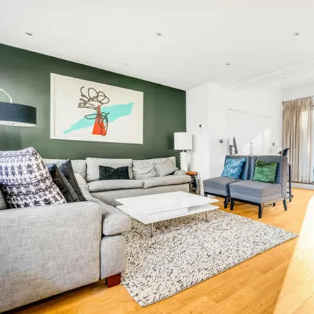 Buy this 5 bed townhouse on 18 Norfolk Crescent in London, W2 2DB