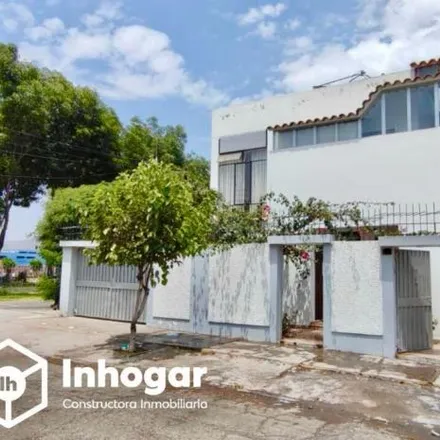 Buy this studio house on unnamed road in José Luis Bustamante y Rivero, José Luis Bustamante y Rivero 04009