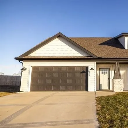Buy this 3 bed house on 2068 Kearney Road in Excelsior Springs, MO 64024
