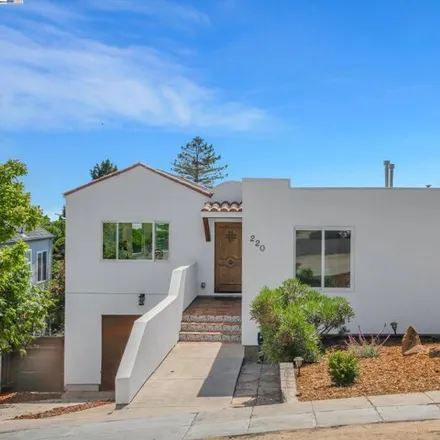 Image 1 - 220 Yale Ave, California, 94708 - House for sale
