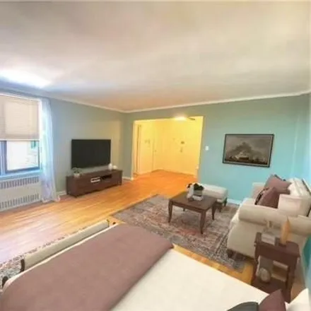 Image 3 - 61 Oliver Street, New York, NY 11209, USA - Apartment for sale