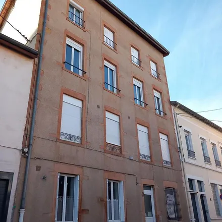 Image 7 - 5 Rue Cornil, 69170 Tarare, France - Apartment for rent