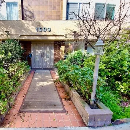 Rent this 2 bed condo on 1539 Greenfield Avenue in Los Angeles, CA 90024