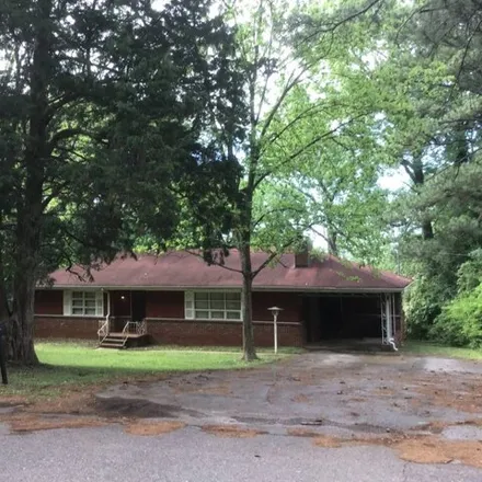 Rent this 3 bed house on 310 22nd Avenue South in Birmingham, AL 35205