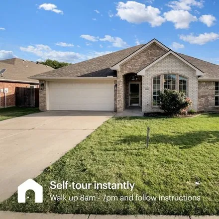 Buy this 4 bed house on 4000 Vista Greens Dr in Fort Worth, Texas