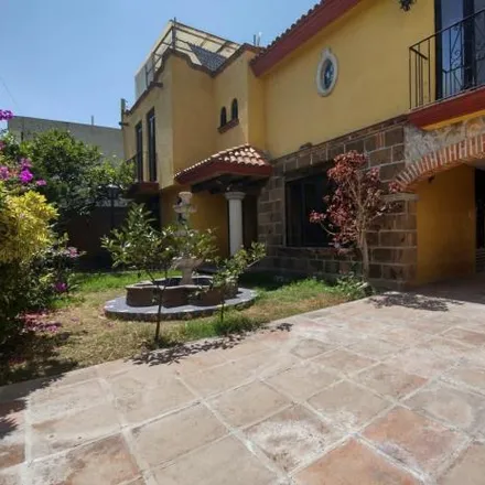 Rent this 3 bed house on Calle Burdeos in 72176 Puebla City, PUE