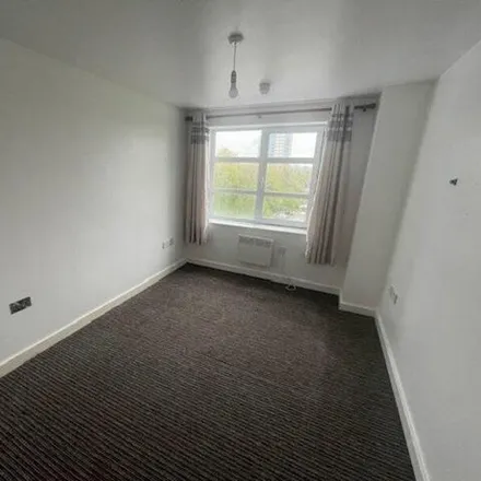 Image 7 - Freshfields, Mossfield Drive, Manchester, M9 7HQ, United Kingdom - Apartment for rent