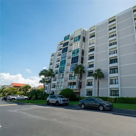 Image 1 - Chart House Suites on Clearwater Bay, 850 Bayway Boulevard, Clearwater, FL 33767, USA - Condo for sale