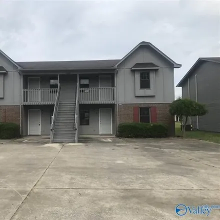 Rent this 2 bed apartment on 2981 Wimberly Drive Southwest in Decatur, AL 35603