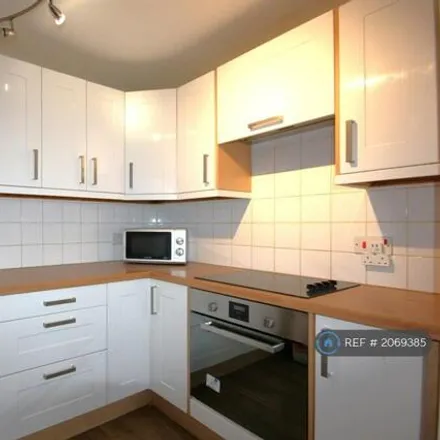 Image 3 - Dearlove Place, Bishop's Stortford, CM23 2GG, United Kingdom - Apartment for rent