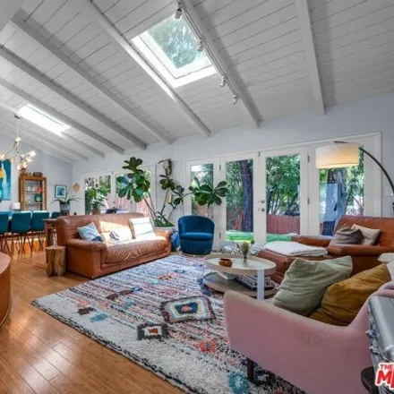 Image 4 - 2542 Laurel Pass, Los Angeles, California, 90046 - House for sale