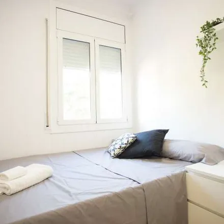 Rent this 4 bed apartment on Carrer de la Constitució in 91, 08014 Barcelona