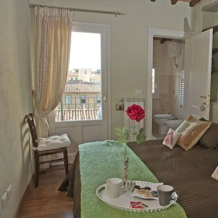 Rent this 2 bed apartment on Florence