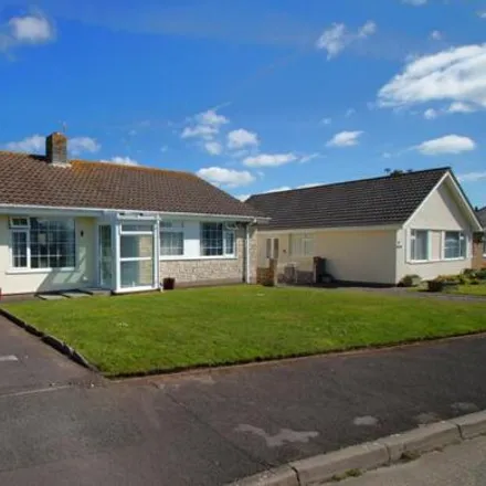 Buy this 3 bed house on Saxondale Avenue in Burnham On Sea, Somerset