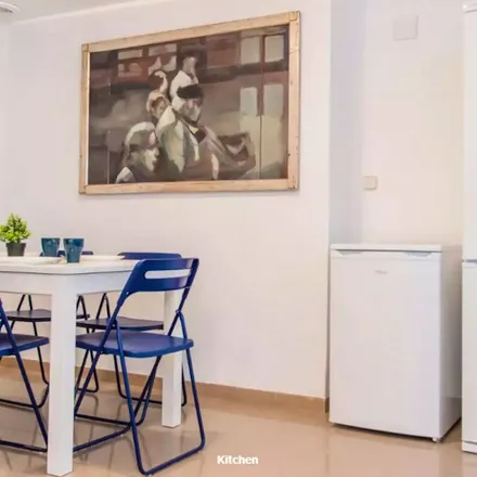 Image 7 - Carrer de Ciril Amorós, 38, 46004 Valencia, Spain - Apartment for rent