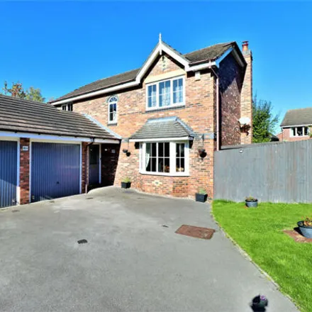 Buy this 4 bed house on Parkland View in Cudworth, S71 5LL
