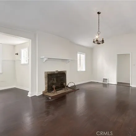 Image 4 - 122 West 2nd Street, Los Angeles, CA 90026, USA - House for sale