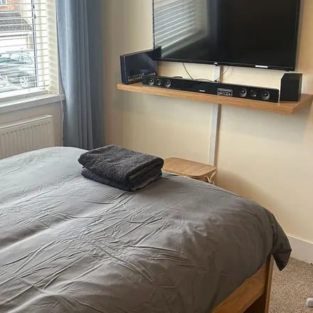Rent this 2 bed apartment on Rhosddu in LL11 2NN, United Kingdom