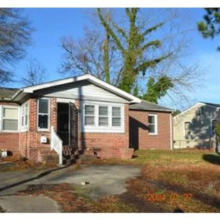 Buy this 4 bed house on 108 Wilson Street in Portsmouth, VA 23701