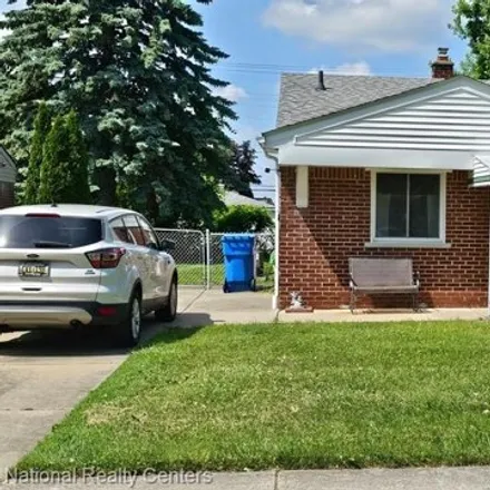 Buy this 3 bed house on 25532 Norfolk Street in Dearborn Heights, MI 48125