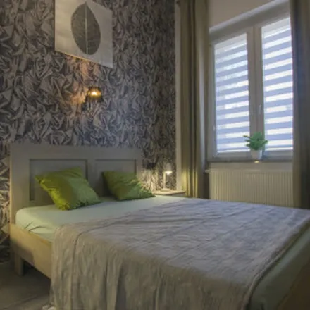 Rent this 2 bed apartment on Galeria Nyska in Rynek, 48-304 Nysa