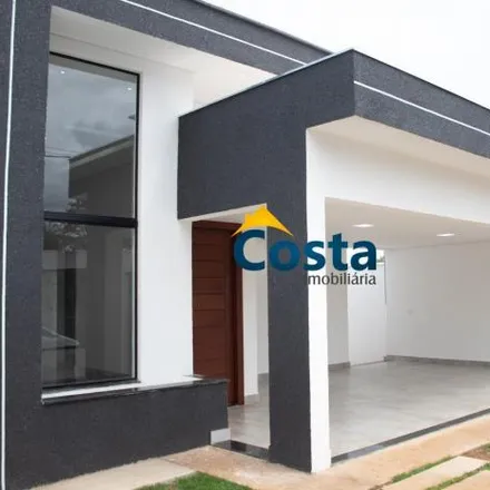 Buy this 3 bed house on Sede da 7ª Cia PM Ind in Avenida Governador Valadares 470, Vilares