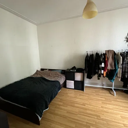 Rent this 3 bed apartment on 5 Allée Saint-Symphorien in 57000 Metz, France