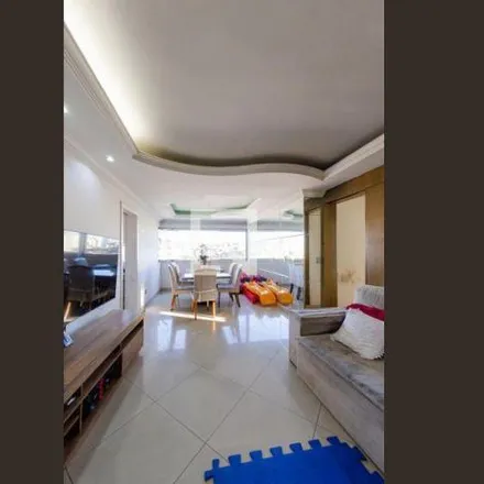 Buy this 3 bed apartment on Edifício Londres in Rua Cesário Alvim 361, Padre Eustáquio