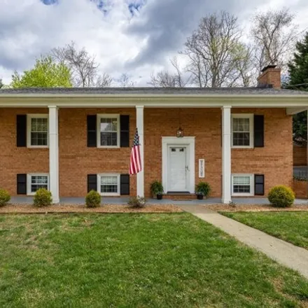 Buy this 4 bed house on 148 Locust Street in Amherst, VA 24521