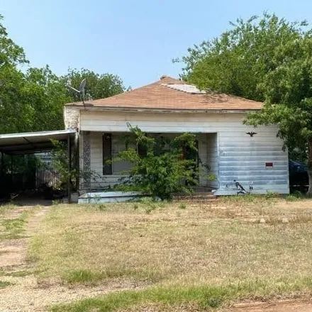 Buy this 3 bed house on 535 North Waggoner Street in Electra, TX 76360