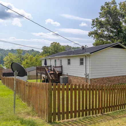 Image 7 - 168 Lee Street, Weber City, Scott County, VA 24290, USA - House for sale