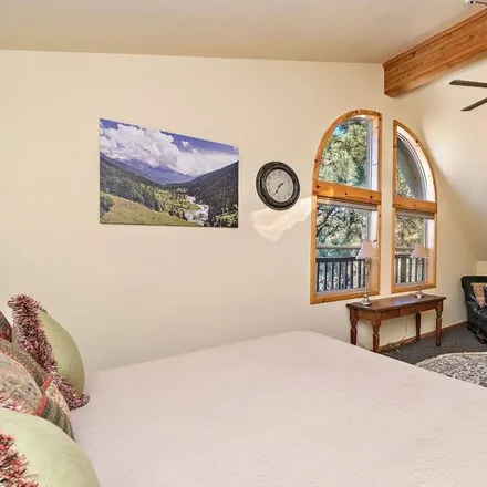 Rent this 3 bed house on Big Bear City in CA, 92314