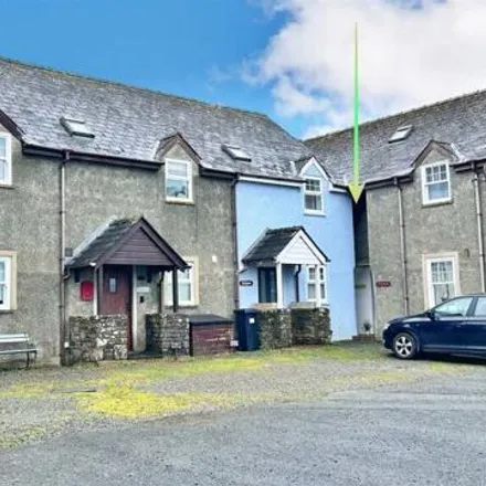 Buy this 2 bed townhouse on Trafalgar Terrace in Broad Haven, SA62 3JS