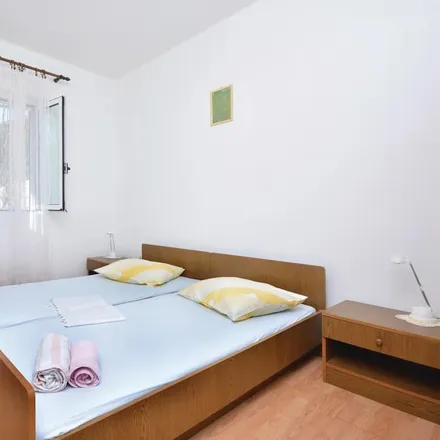 Image 1 - Ivan Dolac, Split-Dalmatia County, Croatia - Apartment for rent