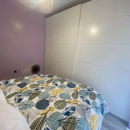 Rent this 2 bed apartment on Calle de Jorge Juan in 127, 28009 Madrid