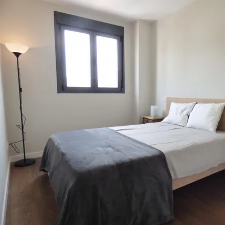 Rent this 1 bed apartment on Madrid in Calle de Nicolás Morales, 41