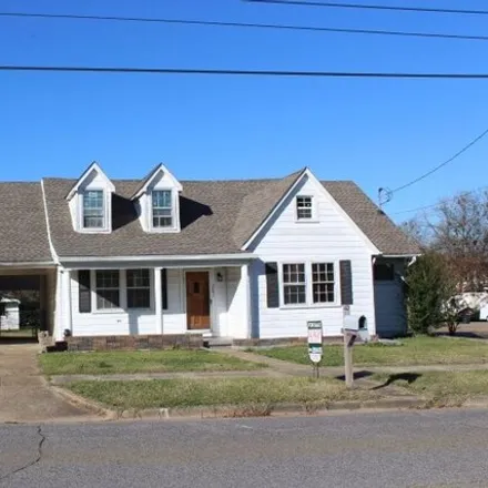 Buy this 4 bed house on First United Methodist Church in South Strawberry Avenue, Baptist Hill