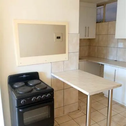 Image 6 - 219 Mansfield Avenue, Mayville, Pretoria, 0182, South Africa - Apartment for rent
