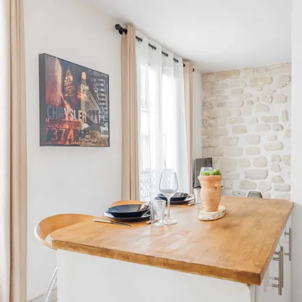 Image 1 - 6 Rue Lacroix, 75017 Paris, France - Apartment for rent