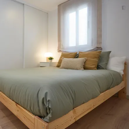 Rent this 2 bed apartment on Carrer d'Aragó in 166, 08001 Barcelona