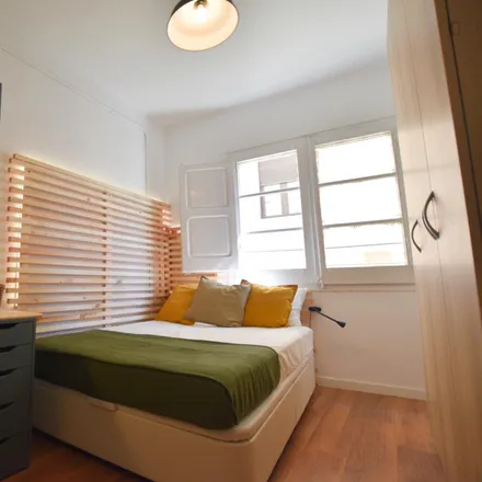 Rent this 3 bed room on Hotel Gaudí in Carrer de les Penedides, 08001 Barcelona