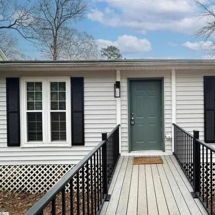 Buy this 2 bed house on 114 Brookview Cir in Greenville, South Carolina