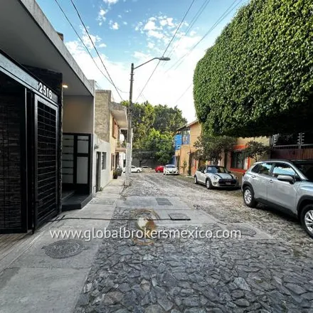 Rent this 2 bed apartment on Privada Pedro Bormo in Guadalajarita, 45169 Zapopan
