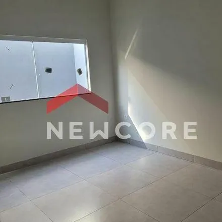 Buy this 3 bed house on Rua Plutão in Jardim Brasília, Uberlândia - MG