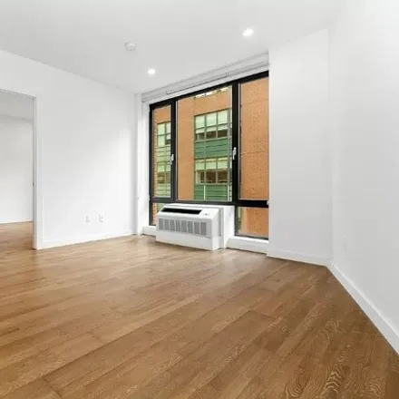 Image 2 - 41-32 27th St Unit 6A, New York, 11101 - Apartment for rent